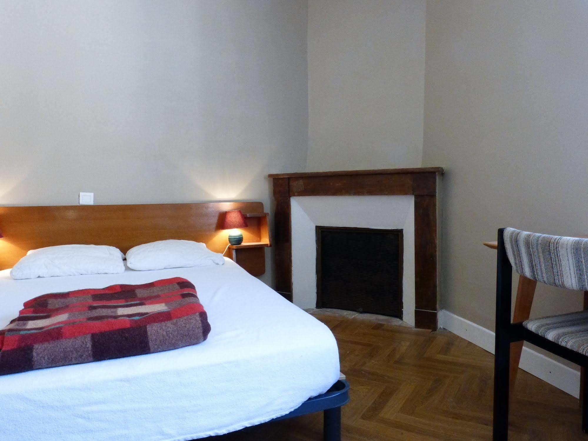 Le Refuge Du Cele Hotel Cabrerets Екстериор снимка